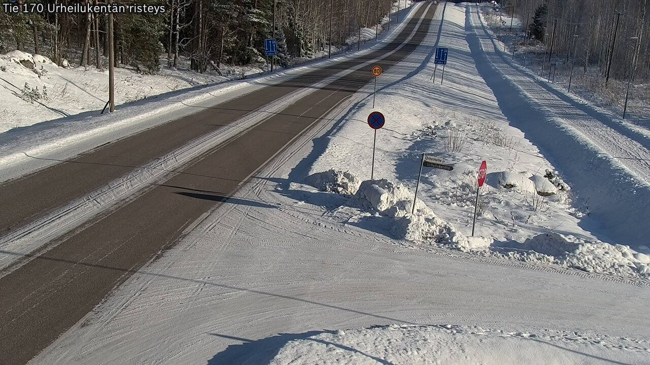 Weather Camera Image Road 170 Virolahti Sports field crossing, Virolahti, Kymenlaakso