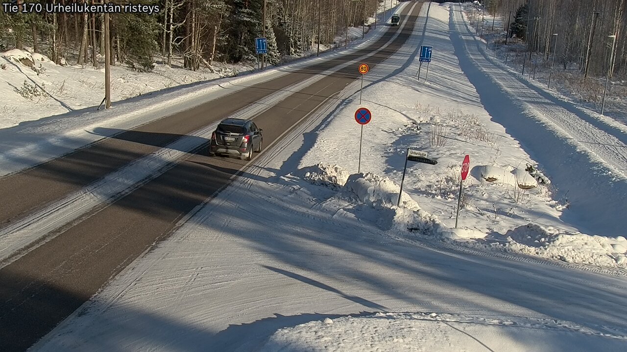Weather Camera Image Road 170 Virolahti Sports field crossing, Virolahti, Kymenlaakso