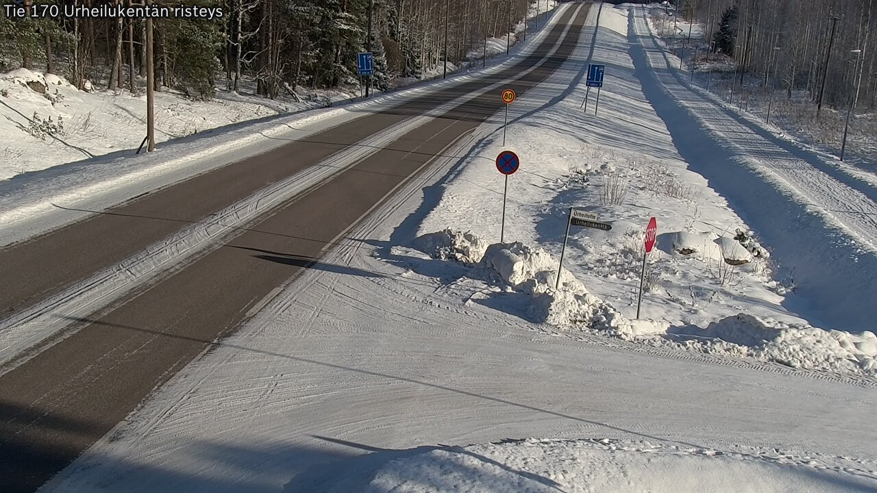 Weather Camera Image Road 170 Virolahti Sports field crossing, Virolahti, Kymenlaakso