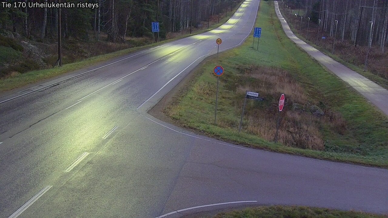 Kelikamerat Kuva Tie 170 Virolahti Urheilukentän risteys, Virolahti, Kymenlaakso