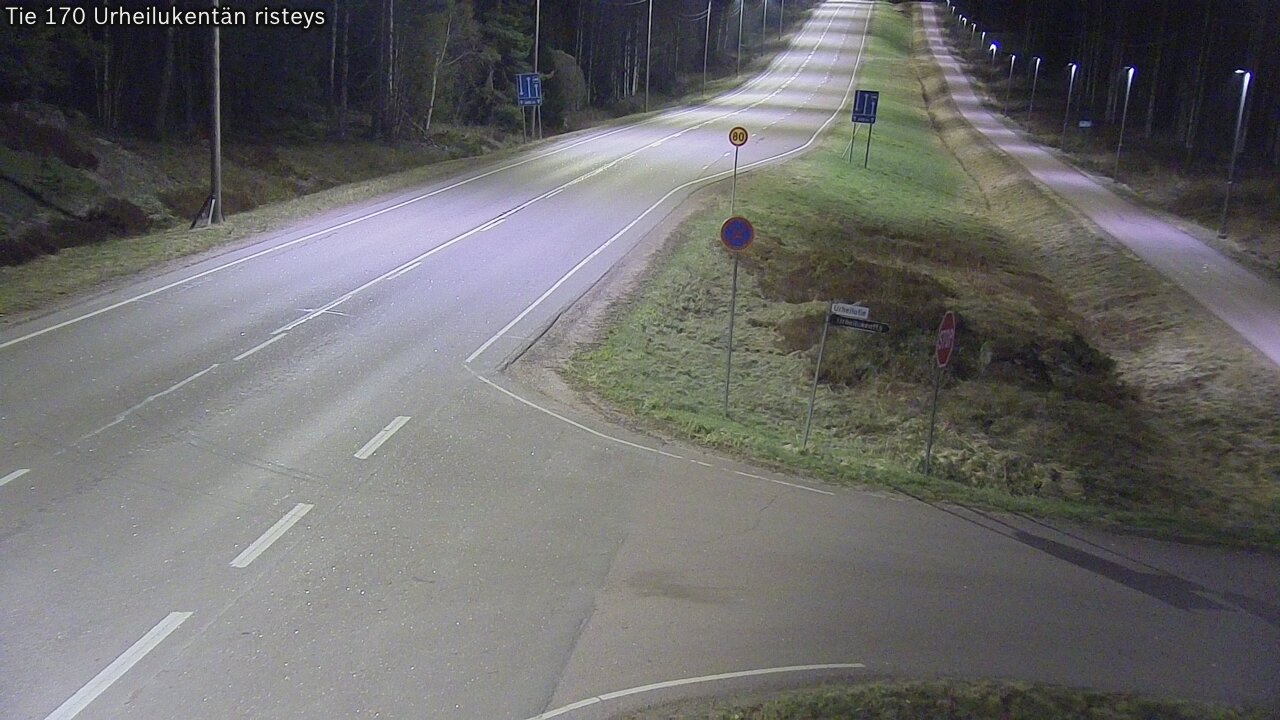 Weather Camera Image Väg 170 Vederlax Idrottsplatsen korsnin, Virolahti, Kymenlaakso