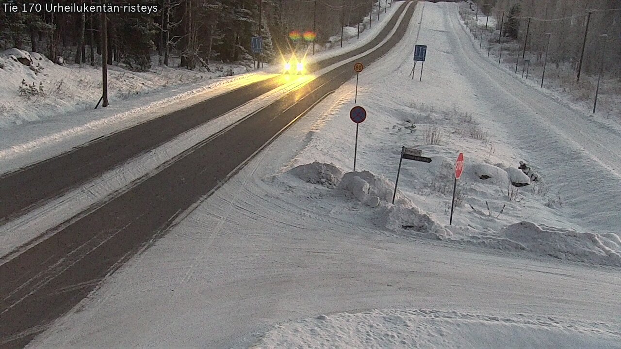 Kelikamerat Kuva Tie 170 Virolahti Urheilukentän risteys, Virolahti, Kymenlaakso
