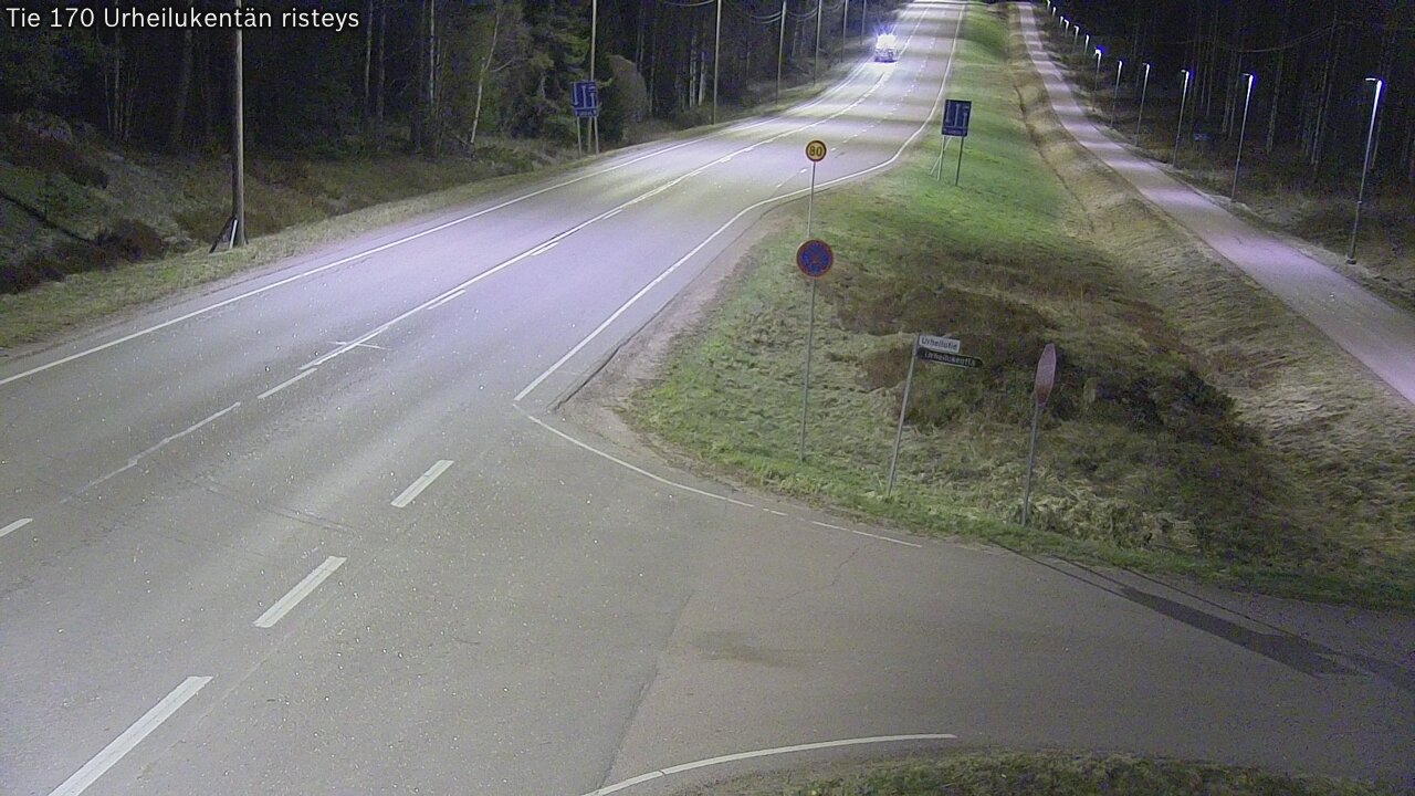 Weather Camera Image Väg 170 Vederlax Idrottsplatsen korsnin, Virolahti, Kymenlaakso