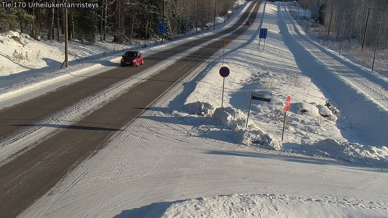 Weather Camera Image Road 170 Virolahti Sports field crossing, Virolahti, Kymenlaakso