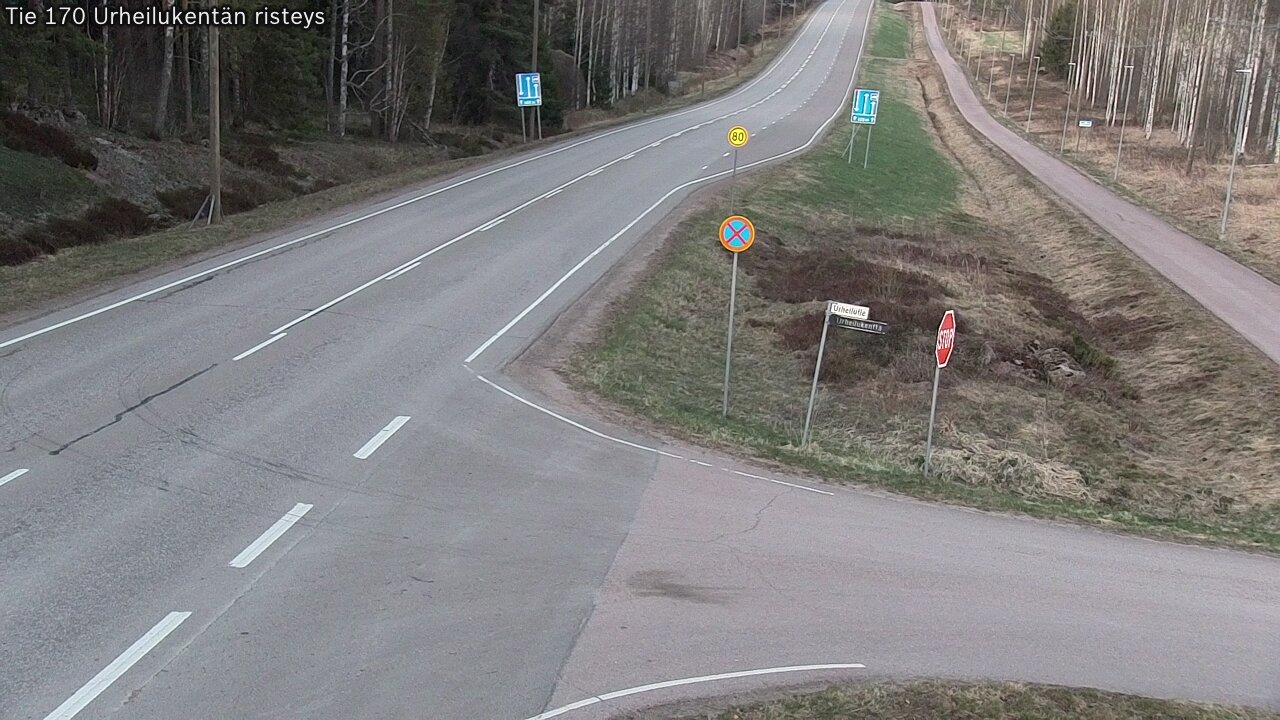 Weather Camera Image Väg 170 Vederlax Idrottsplatsen korsnin, Virolahti, Kymenlaakso