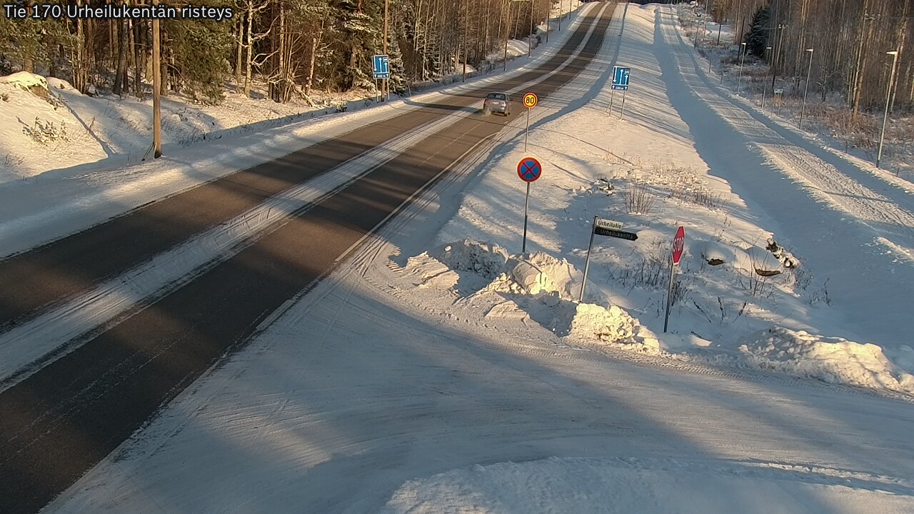 Weather Camera Image Road 170 Virolahti Sports field crossing, Virolahti, Kymenlaakso