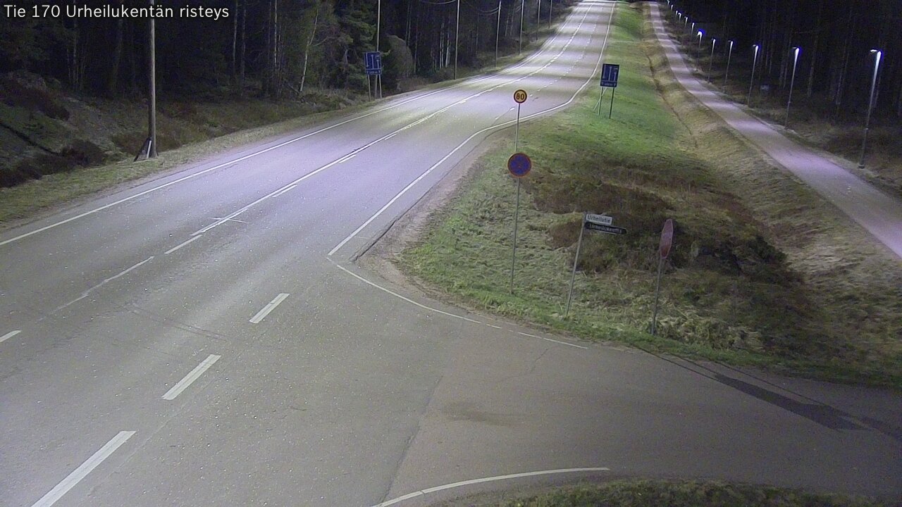 Weather Camera Image Väg 170 Vederlax Idrottsplatsen korsnin, Virolahti, Kymenlaakso