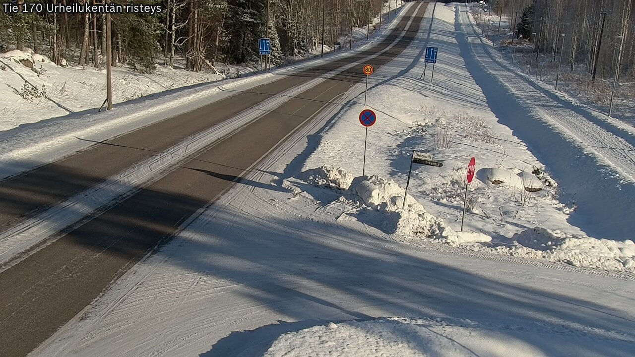 Weather Camera Image Road 170 Virolahti Sports field crossing, Virolahti, Kymenlaakso