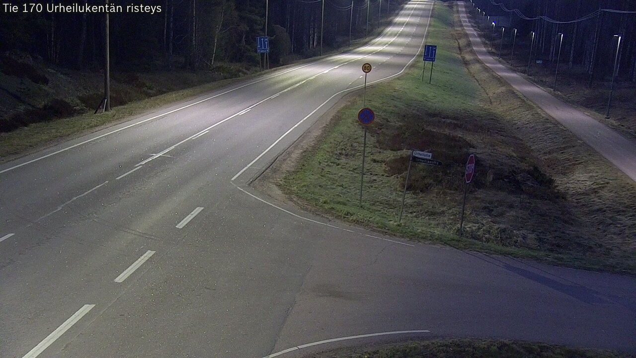 Weather Camera Image Väg 170 Vederlax Idrottsplatsen korsnin, Virolahti, Kymenlaakso