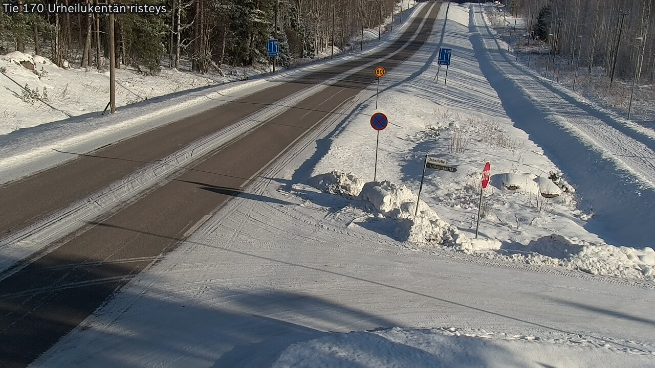 Weather Camera Image Road 170 Virolahti Sports field crossing, Virolahti, Kymenlaakso