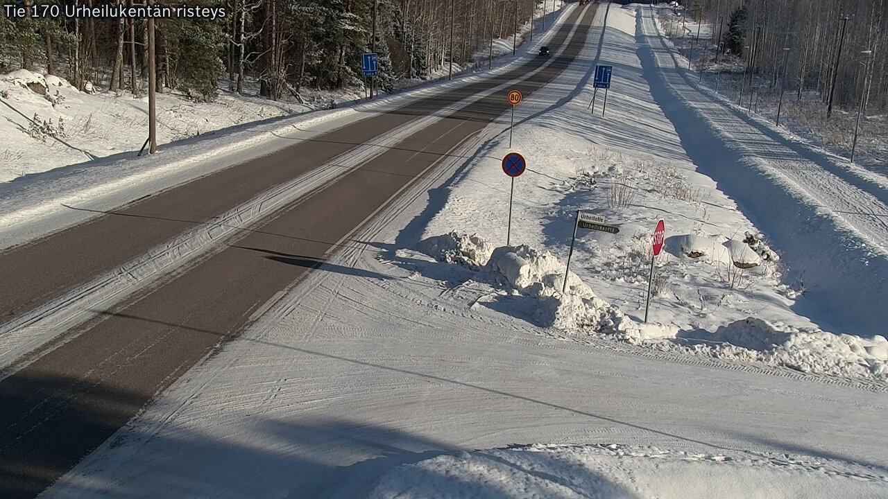 Weather Camera Image Road 170 Virolahti Sports field crossing, Virolahti, Kymenlaakso