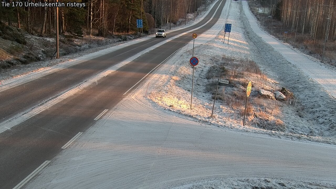 Kelikamerat Kuva Tie 170 Virolahti Urheilukentän risteys, Virolahti, Kymenlaakso