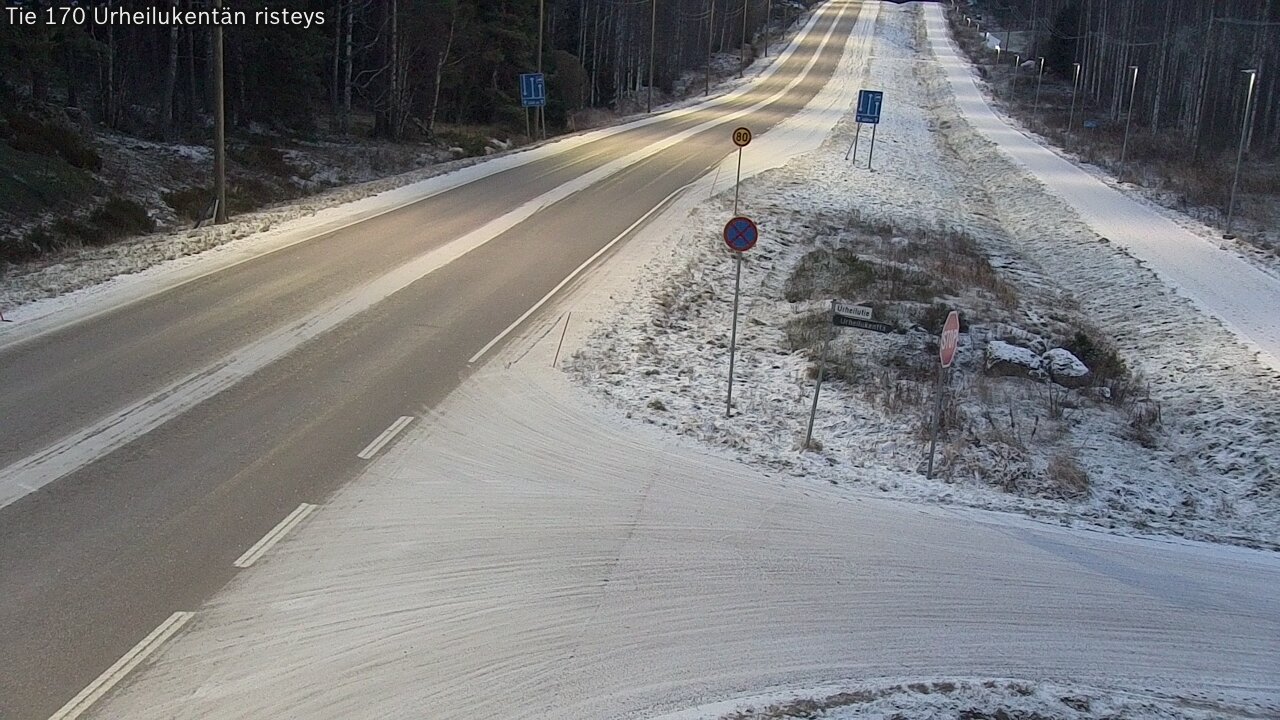 Kelikamerat Kuva Tie 170 Virolahti Urheilukentän risteys, Virolahti, Kymenlaakso