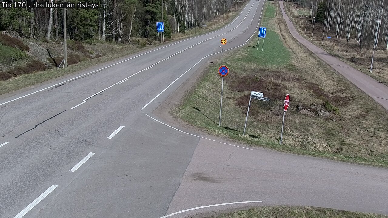 Weather Camera Image Väg 170 Vederlax Idrottsplatsen korsnin, Virolahti, Kymenlaakso