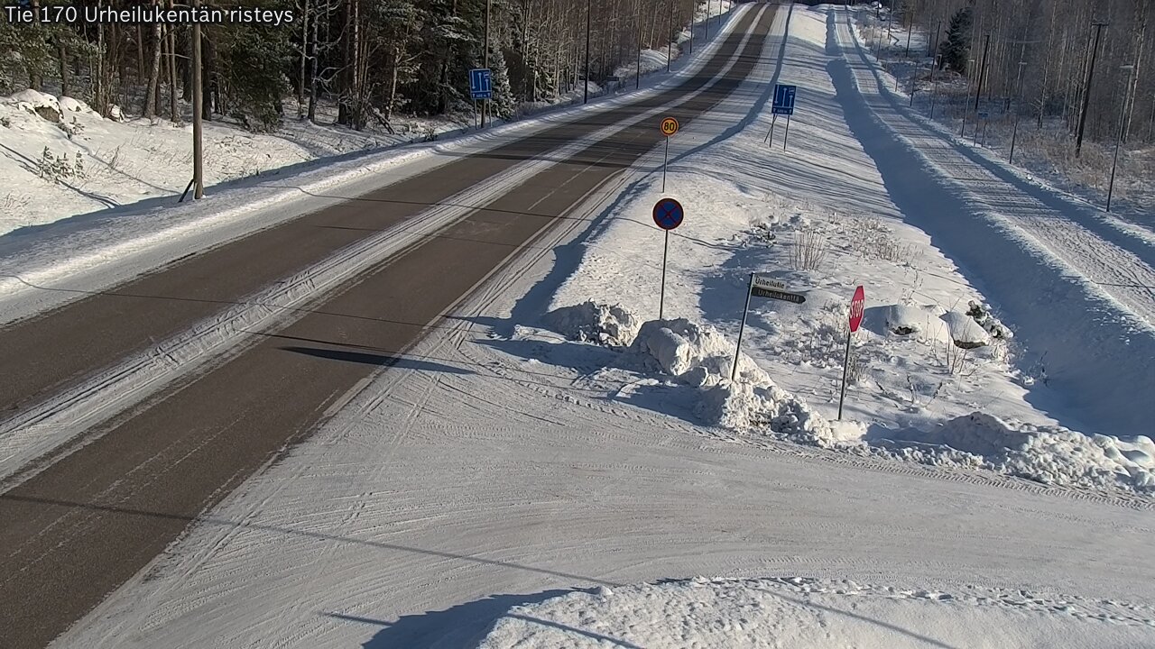 Weather Camera Image Road 170 Virolahti Sports field crossing, Virolahti, Kymenlaakso