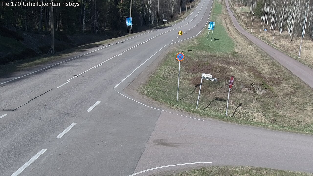 Weather Camera Image Väg 170 Vederlax Idrottsplatsen korsnin, Virolahti, Kymenlaakso