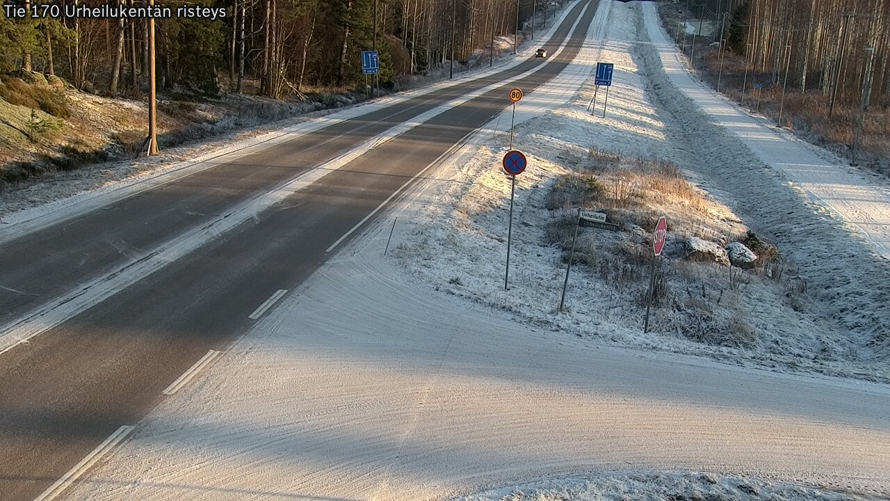 Kelikamerat Kuva Tie 170 Virolahti Urheilukentän risteys, Virolahti, Kymenlaakso