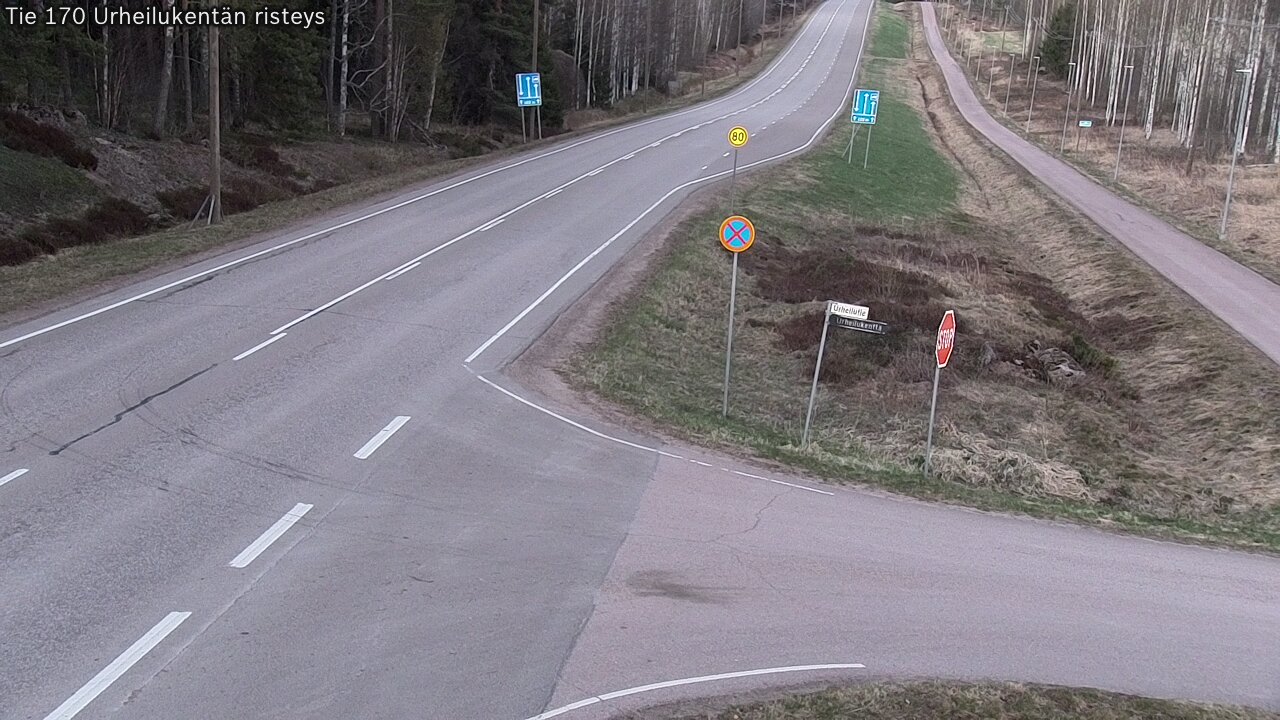 Weather Camera Image Väg 170 Vederlax Idrottsplatsen korsnin, Virolahti, Kymenlaakso