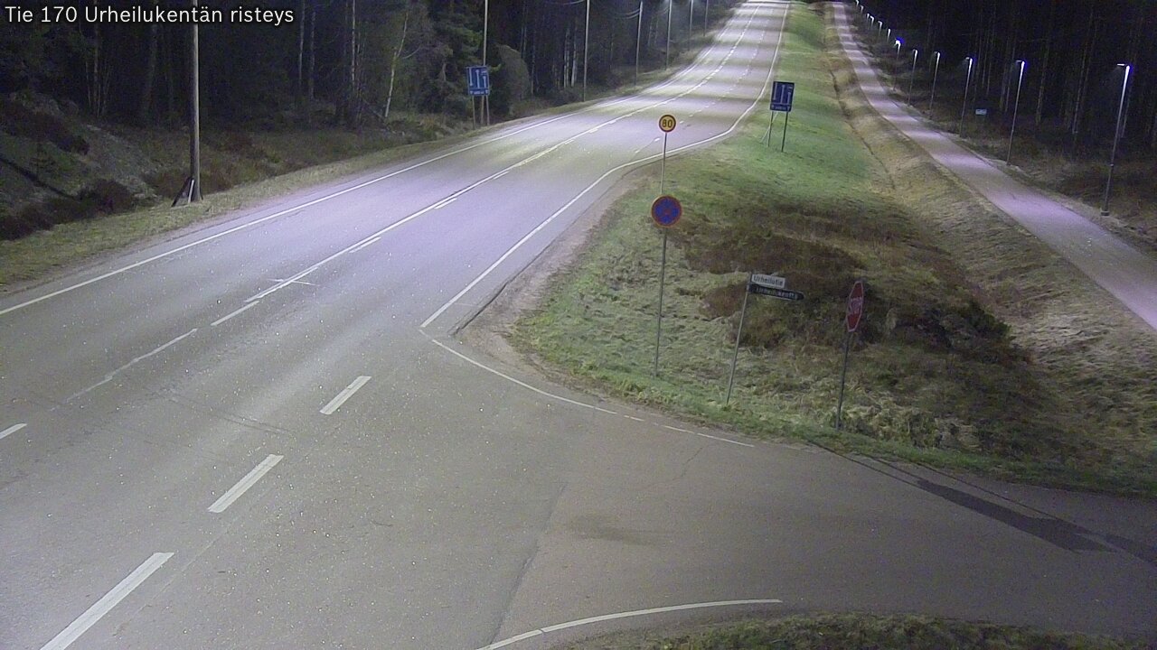 Weather Camera Image Väg 170 Vederlax Idrottsplatsen korsnin, Virolahti, Kymenlaakso