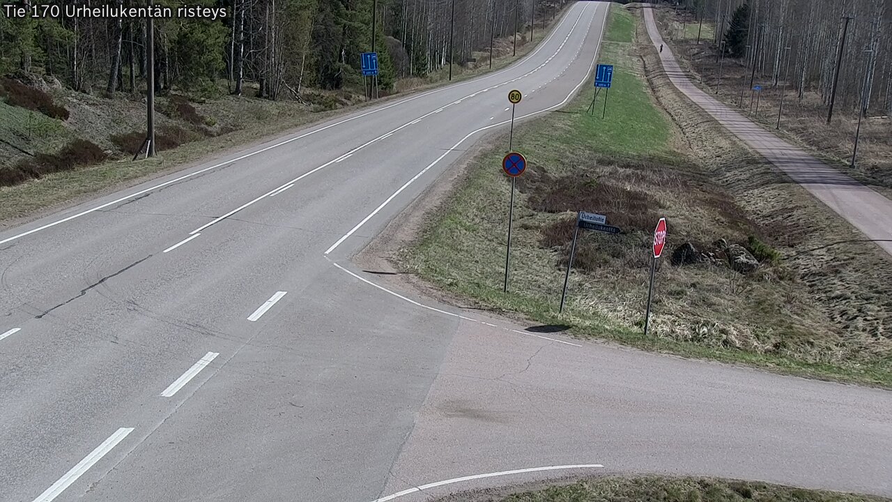 Weather Camera Image Väg 170 Vederlax Idrottsplatsen korsnin, Virolahti, Kymenlaakso
