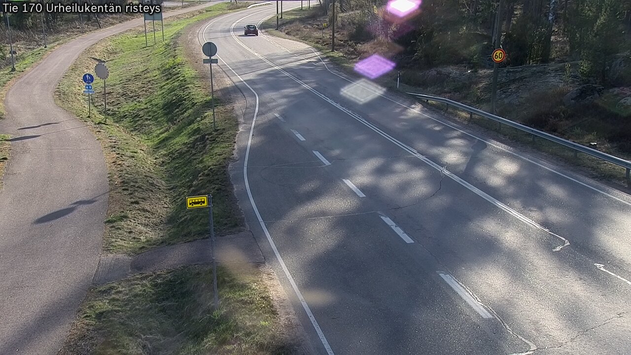 Weather Camera Image Väg 170 Vederlax Idrottsplatsen korsnin, Virolahti, Kymenlaakso