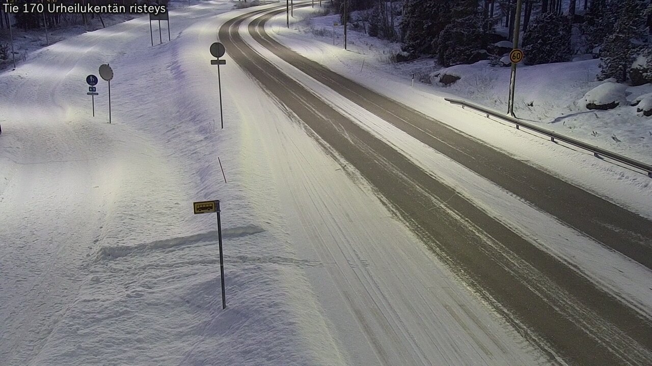 Kelikamerat Kuva Tie 170 Virolahti Urheilukentän risteys, Virolahti, Kymenlaakso