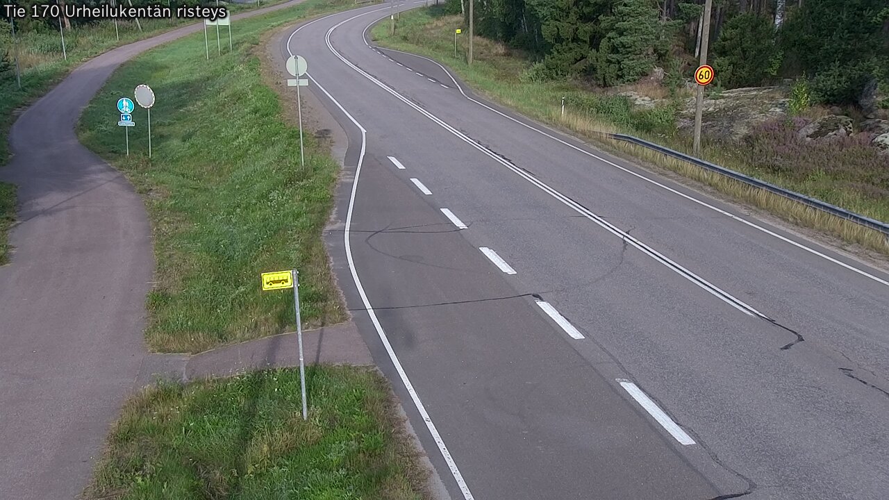 Weather Camera Image Väg 170 Vederlax Idrottsplatsen korsnin, Virolahti, Kymenlaakso