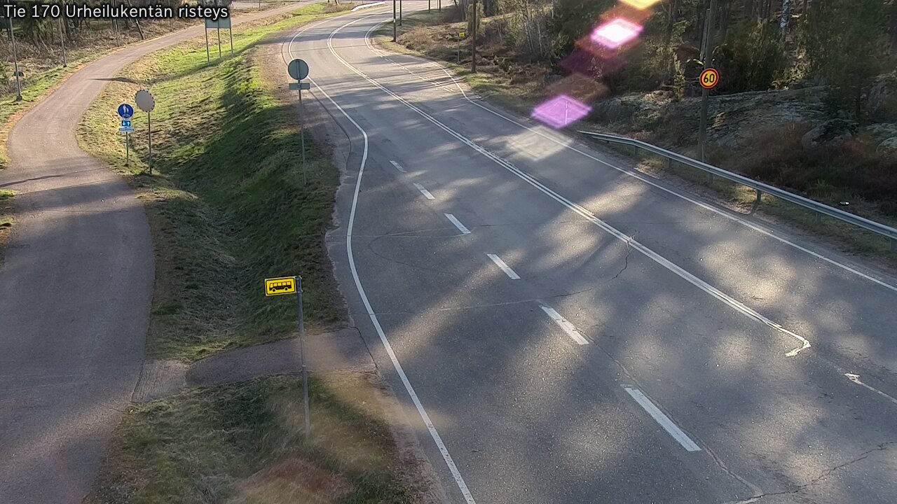 Weather Camera Image Väg 170 Vederlax Idrottsplatsen korsnin, Virolahti, Kymenlaakso