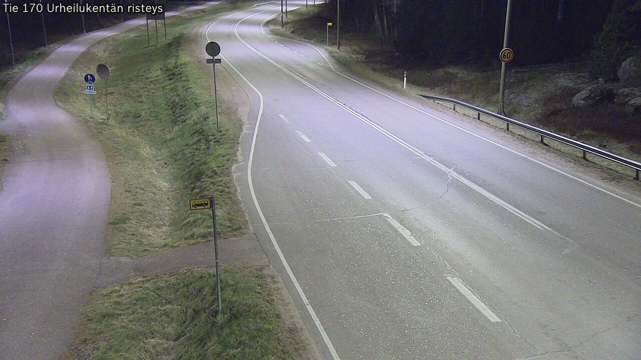 Weather Camera Image Väg 170 Vederlax Idrottsplatsen korsnin, Virolahti, Kymenlaakso