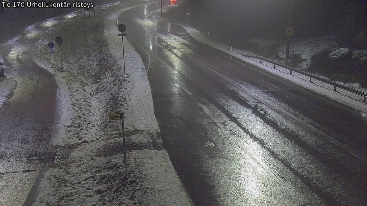 Weather Camera Image Väg 170 Vederlax Idrottsplatsen korsnin, Virolahti, Kymenlaakso