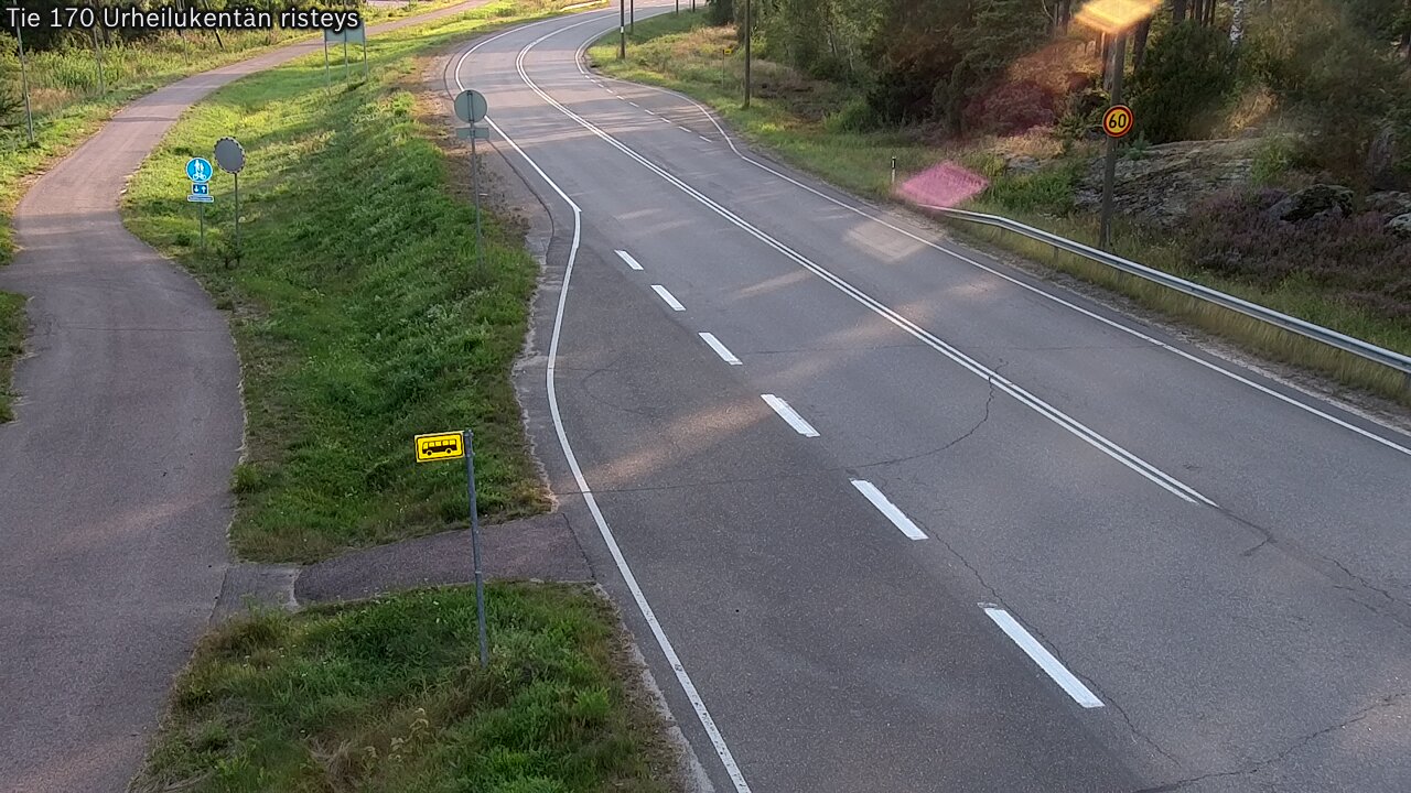 Kelikamerat Kuva Tie 170 Virolahti Urheilukentän risteys, Virolahti, Kymenlaakso