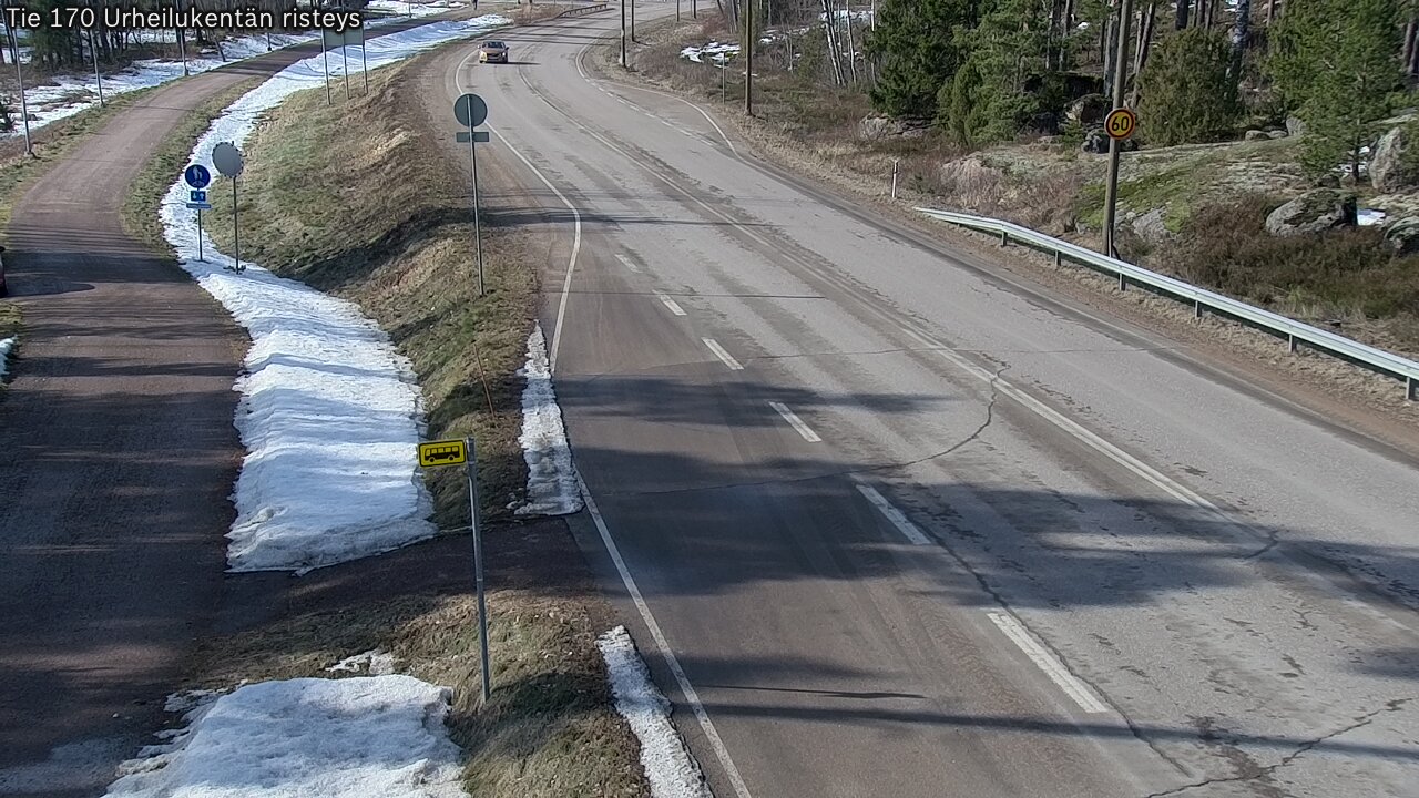 Weather Camera Image Road 170 Virolahti Sports field crossing, Virolahti, Kymenlaakso