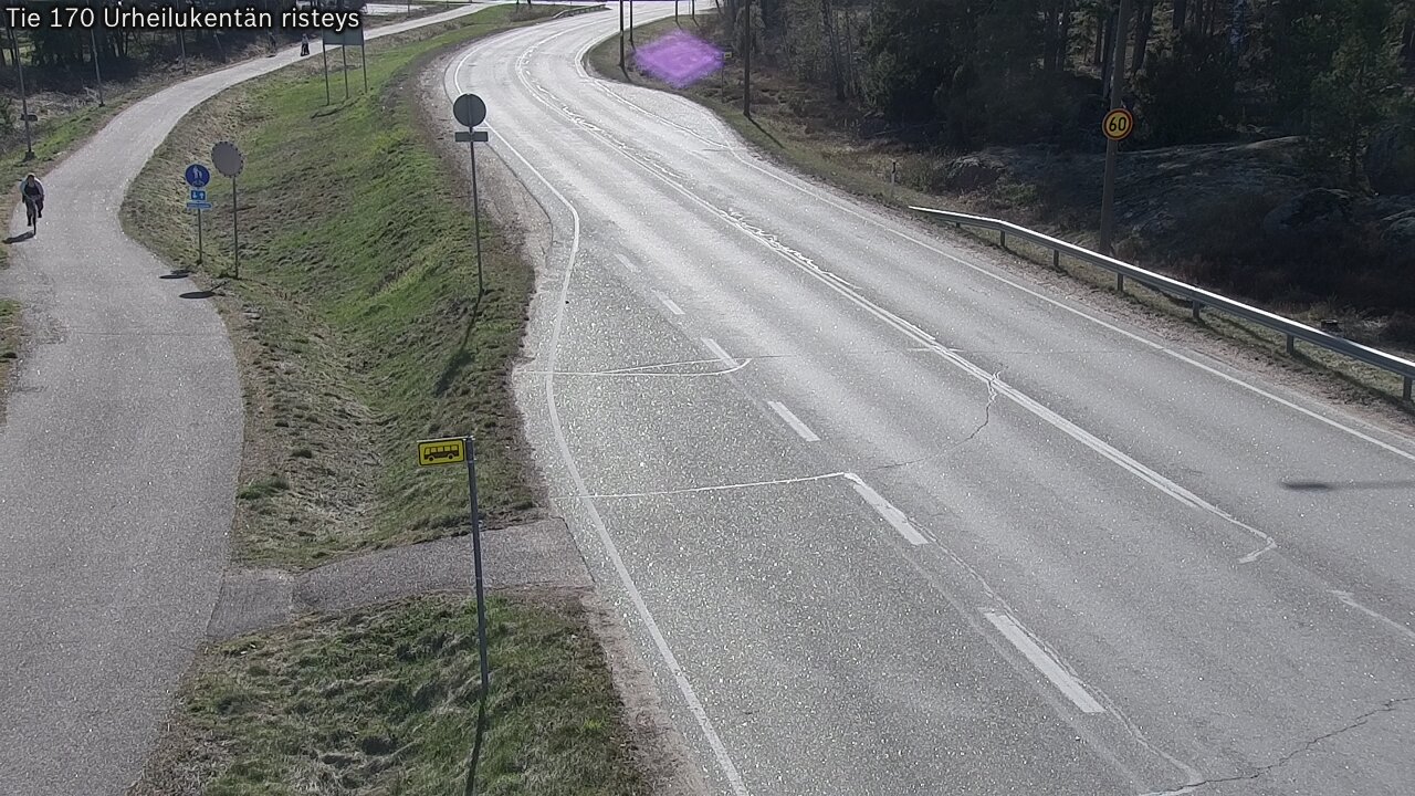 Weather Camera Image Väg 170 Vederlax Idrottsplatsen korsnin, Virolahti, Kymenlaakso