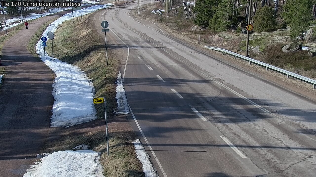 Weather Camera Image Road 170 Virolahti Sports field crossing, Virolahti, Kymenlaakso