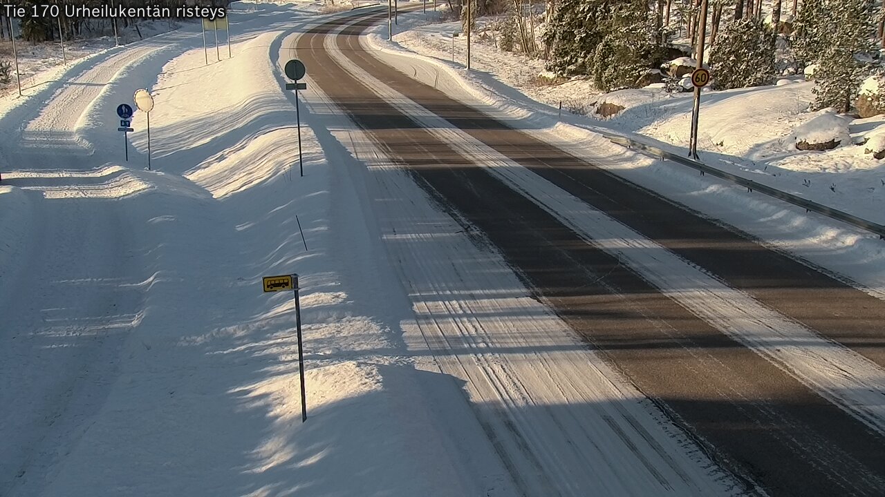 Weather Camera Image Road 170 Virolahti Sports field crossing, Virolahti, Kymenlaakso