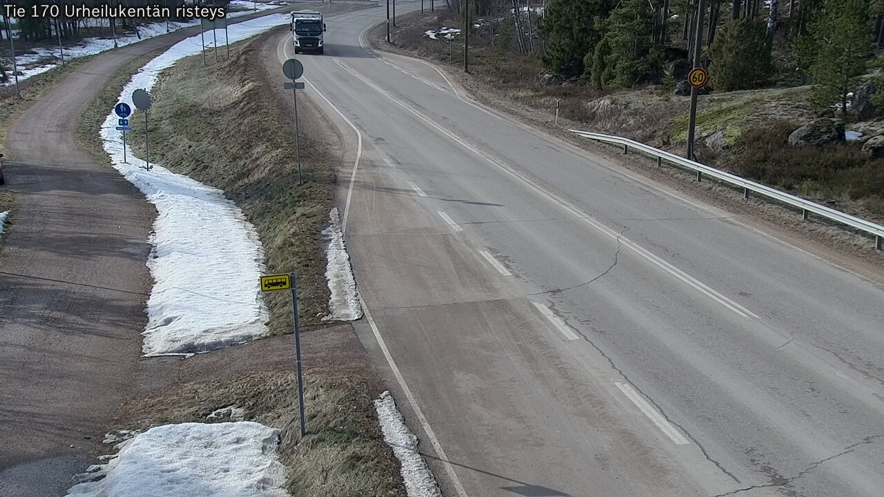 Weather Camera Image Road 170 Virolahti Sports field crossing, Virolahti, Kymenlaakso