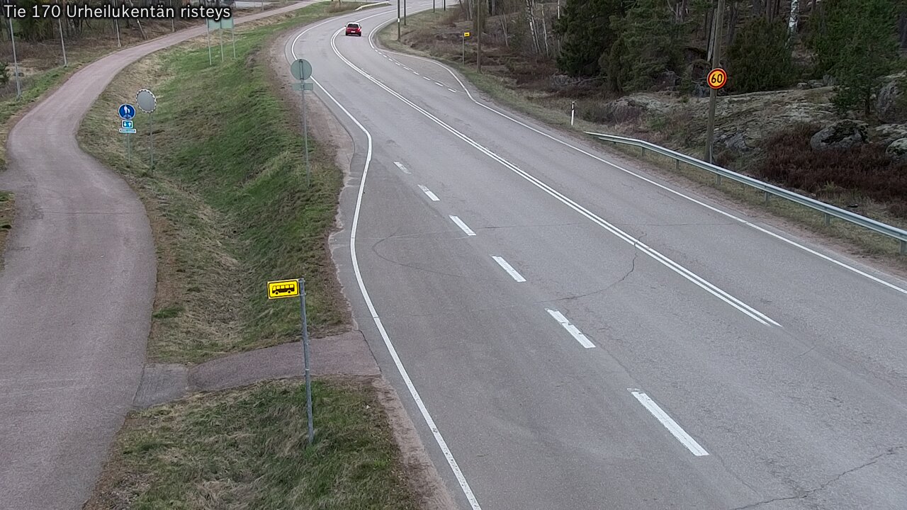 Weather Camera Image Väg 170 Vederlax Idrottsplatsen korsnin, Virolahti, Kymenlaakso