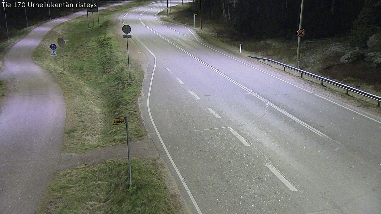 Weather Camera Image Väg 170 Vederlax Idrottsplatsen korsnin, Virolahti, Kymenlaakso