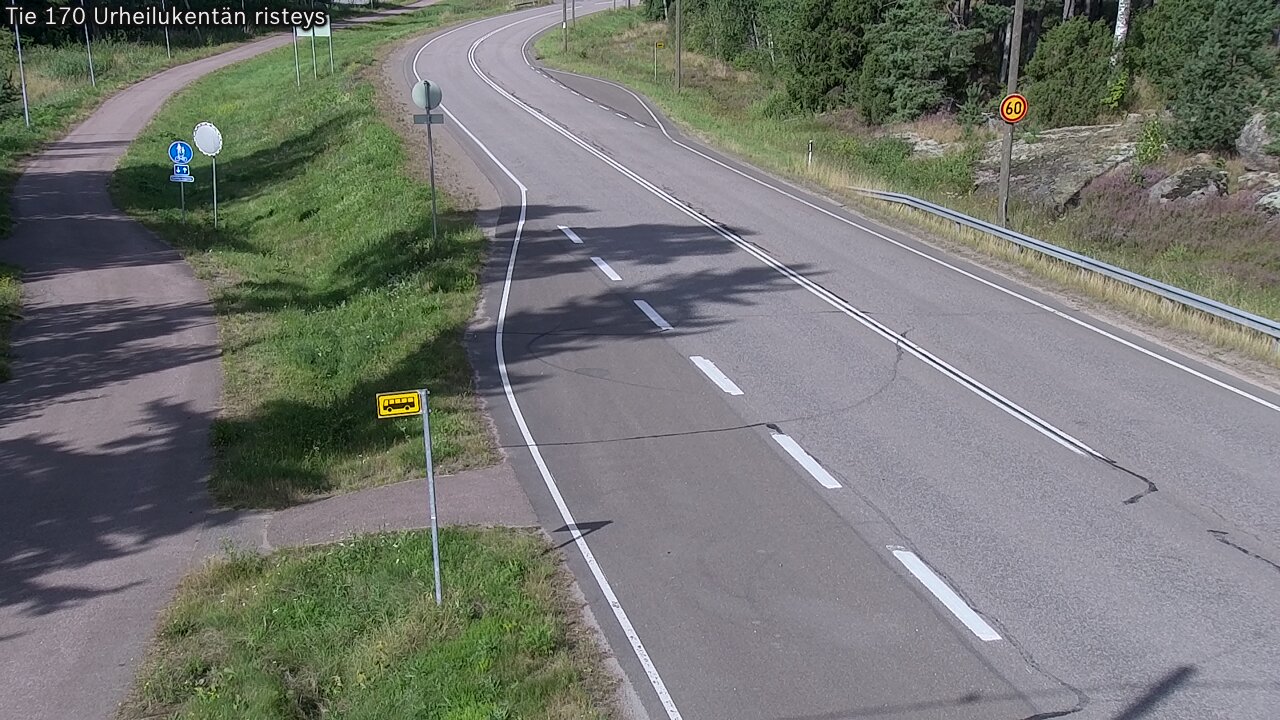 Weather Camera Image Väg 170 Vederlax Idrottsplatsen korsnin, Virolahti, Kymenlaakso