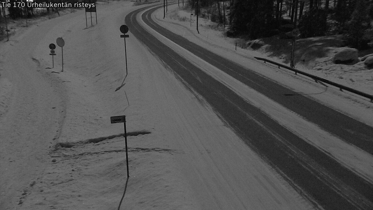 Kelikamerat Kuva Tie 170 Virolahti Urheilukentän risteys, Virolahti, Kymenlaakso