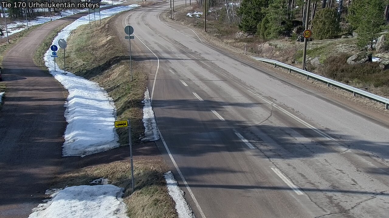 Weather Camera Image Road 170 Virolahti Sports field crossing, Virolahti, Kymenlaakso