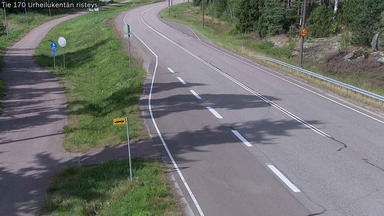 Weather Camera Image Väg 170 Vederlax Idrottsplatsen korsnin, Virolahti, Kymenlaakso