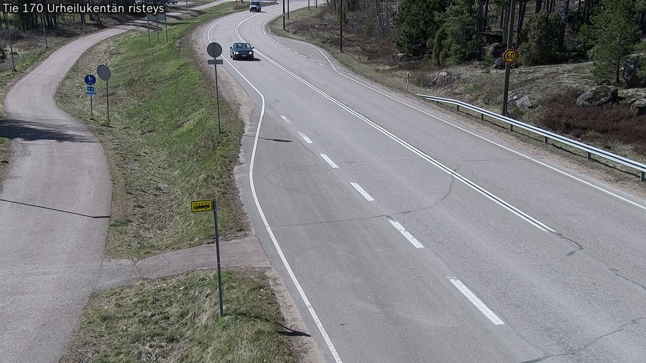 Weather Camera Image Väg 170 Vederlax Idrottsplatsen korsnin, Virolahti, Kymenlaakso