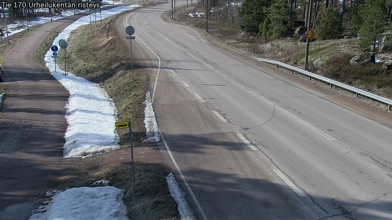 Weather Camera Image Road 170 Virolahti Sports field crossing, Virolahti, Kymenlaakso
