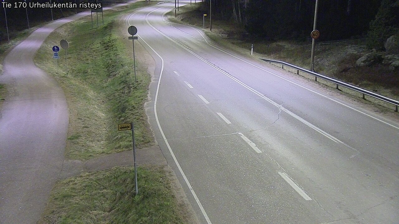 Weather Camera Image Väg 170 Vederlax Idrottsplatsen korsnin, Virolahti, Kymenlaakso