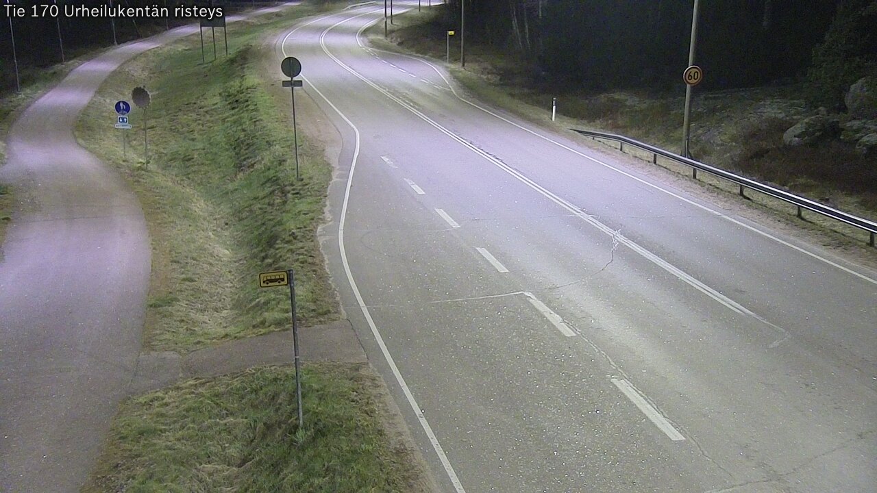 Weather Camera Image Väg 170 Vederlax Idrottsplatsen korsnin, Virolahti, Kymenlaakso