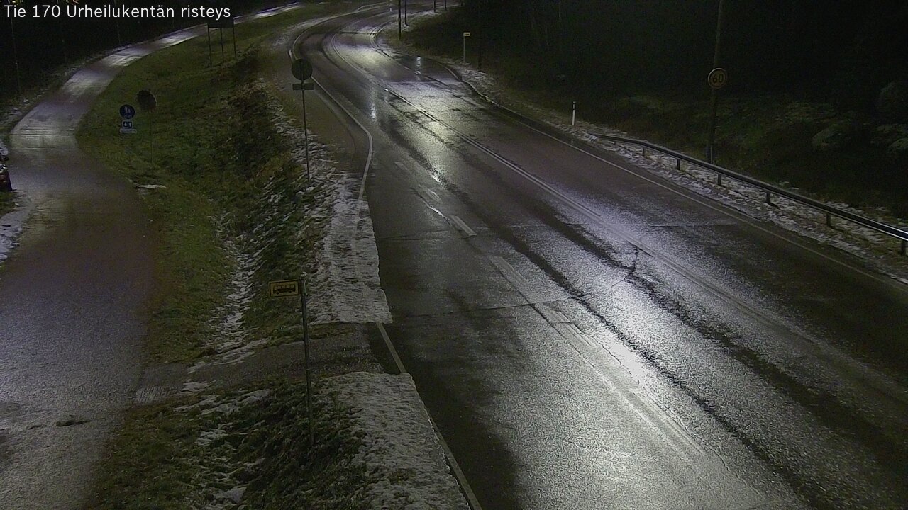 Weather Camera Image Väg 170 Vederlax Idrottsplatsen korsnin, Virolahti, Kymenlaakso