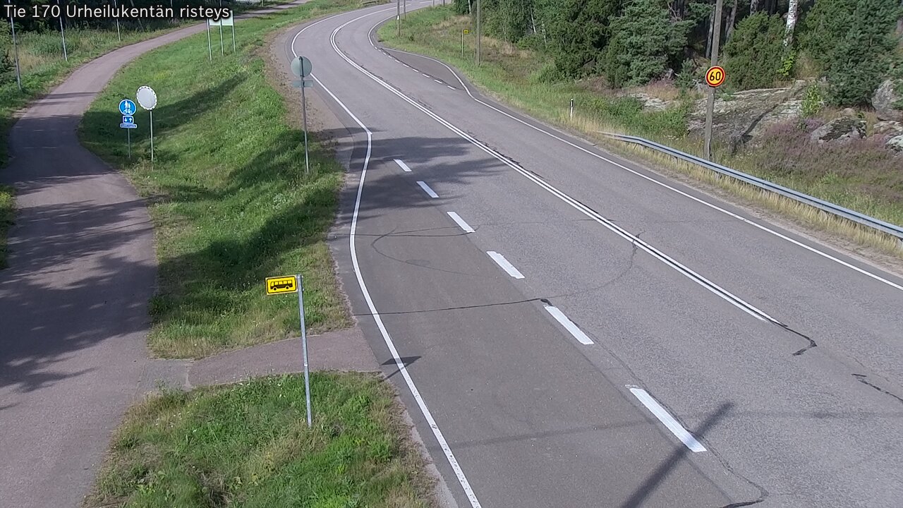 Weather Camera Image Väg 170 Vederlax Idrottsplatsen korsnin, Virolahti, Kymenlaakso