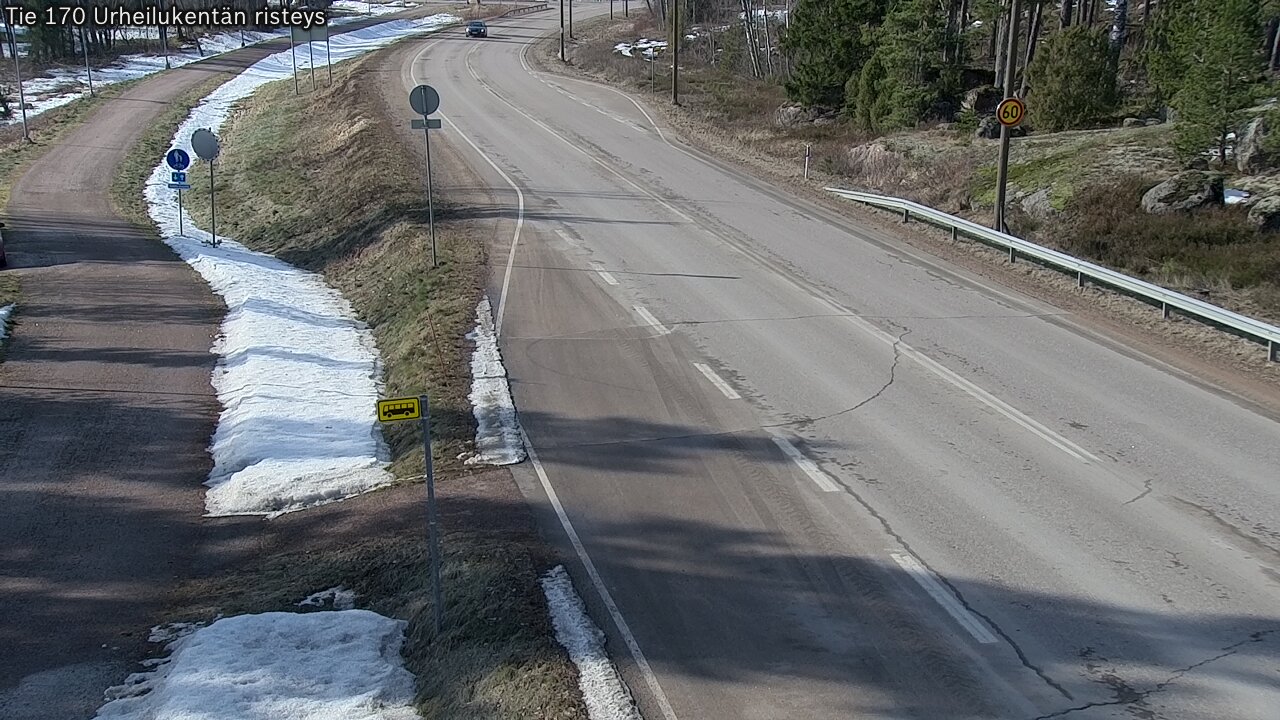 Weather Camera Image Road 170 Virolahti Sports field crossing, Virolahti, Kymenlaakso