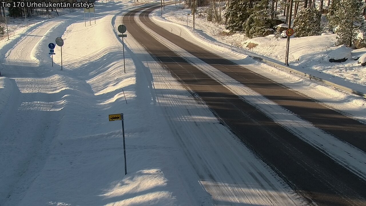 Weather Camera Image Road 170 Virolahti Sports field crossing, Virolahti, Kymenlaakso